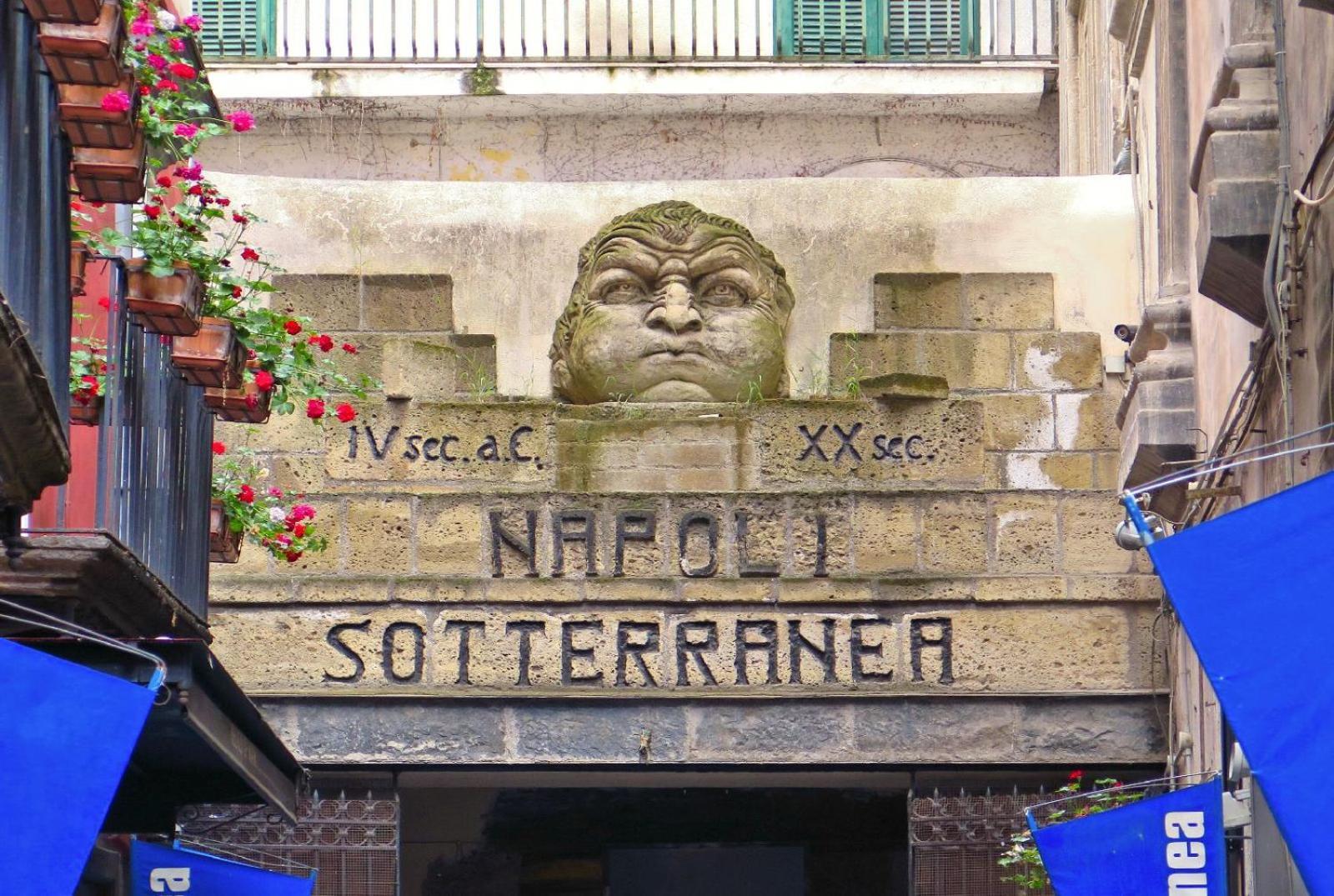 Dory'S Room Camera Nel Cuore Di Napoli Exterior photo
